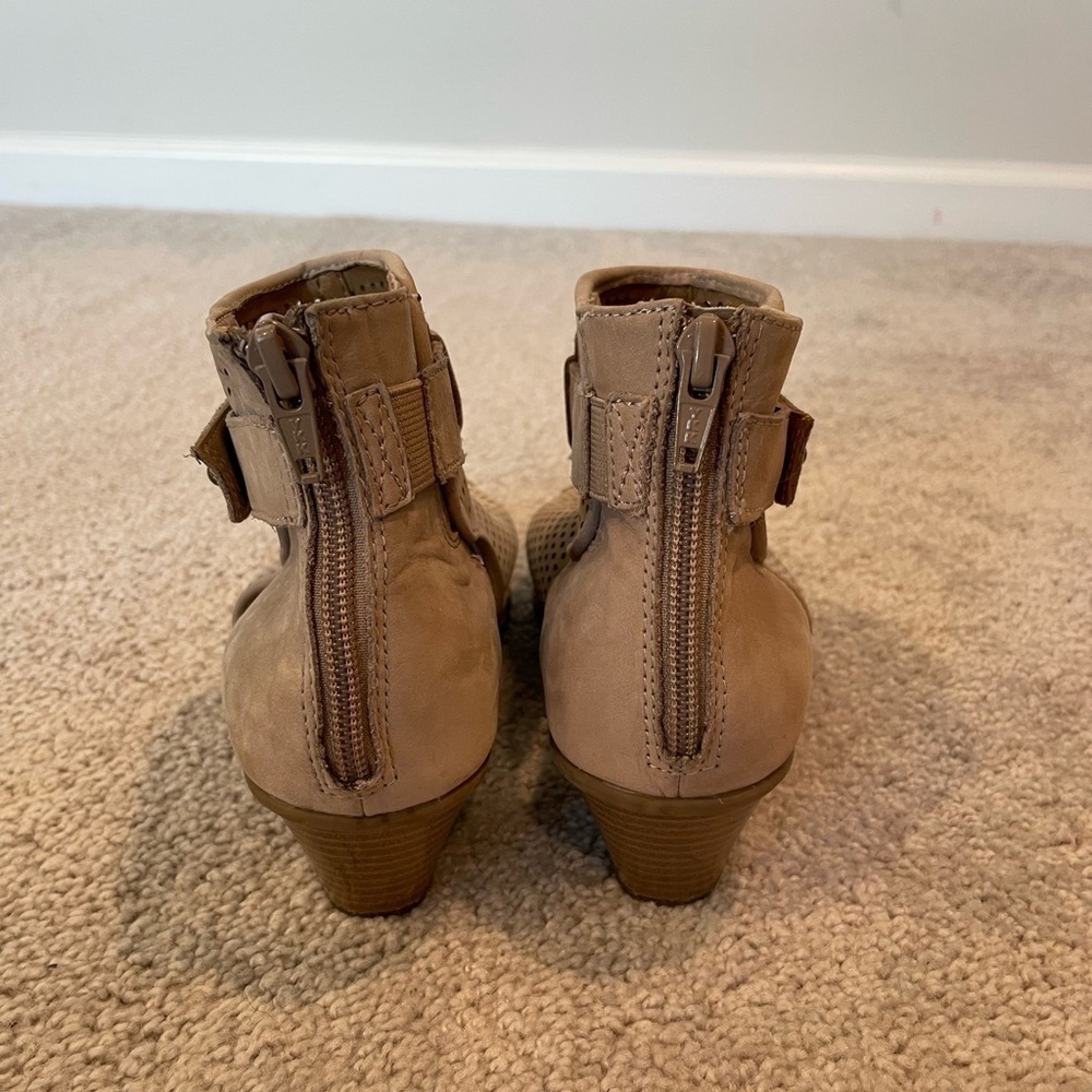 Earth Intrepid Taupe Leather Ankle Booties View 2